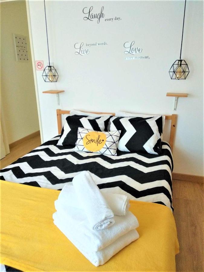 D Wan Guest House Peniche Extérieur photo