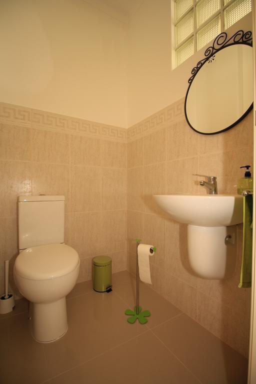 D Wan Guest House Peniche Extérieur photo