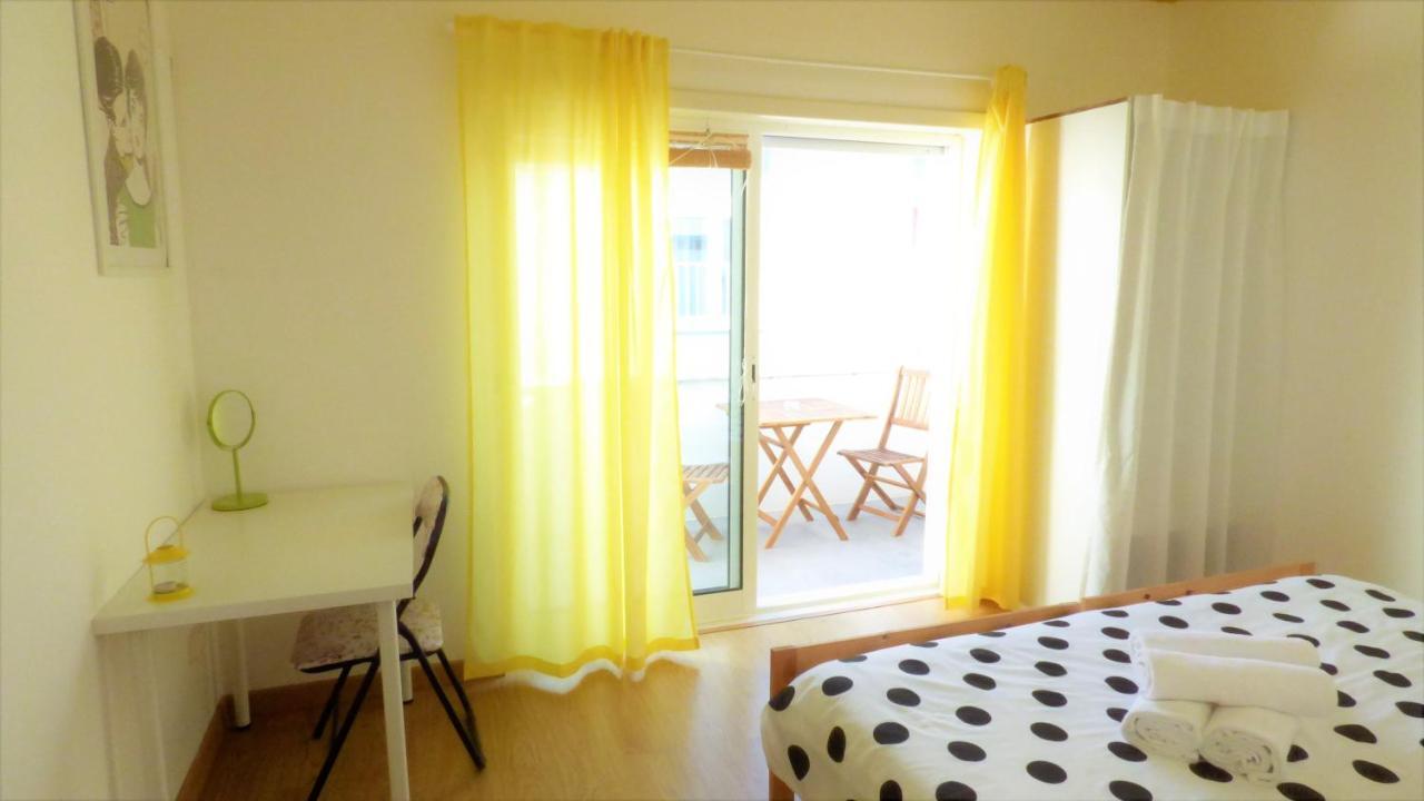 D Wan Guest House Peniche Extérieur photo